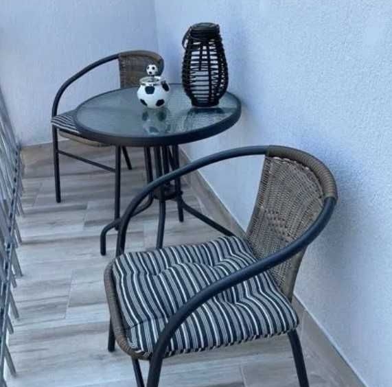 Дава се под наем  в Бургас, Акациите - 20 кв.м за 102 € - Снимка #1