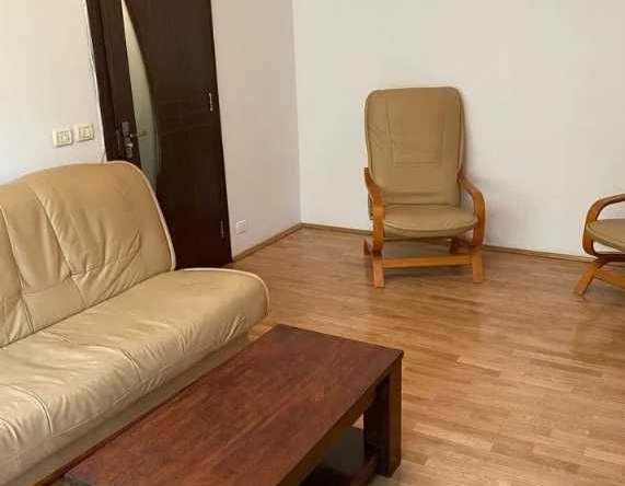 Дава се под наем Тристаен апартамент в Пловдив, Централна гара - 90 кв.м за 280.5 € - Снимка #1