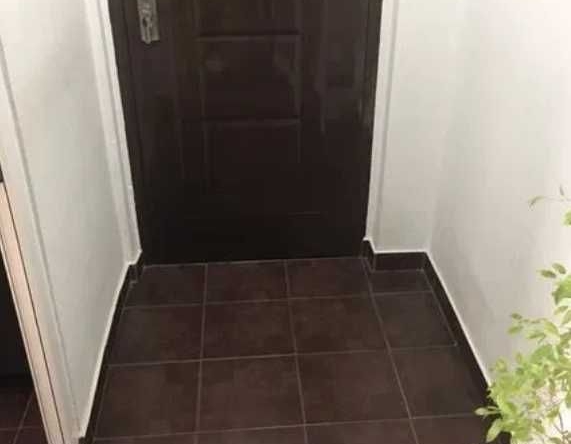 Дава се под наем  в Бургас, Славейков - 20 кв.м за 91.8 € - Снимка #1