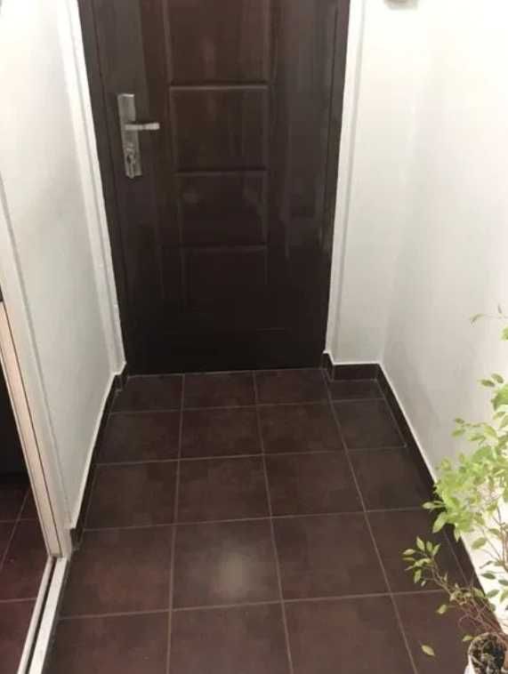 Дава се под наем  в Бургас, Славейков - 20 кв.м за 91.8 € - Снимка #1