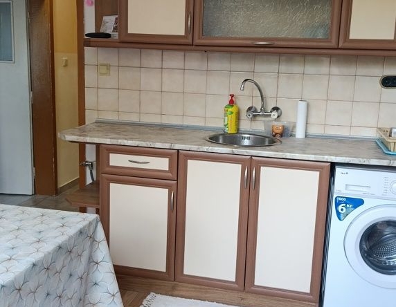 Дава се под наем Двустаен апартамент в Ямбол, Диана - 63 кв.м за 248.88 € - Снимка #1