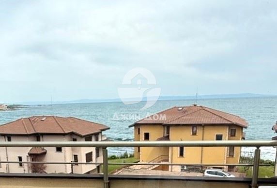 Двустаен апартамент в Созопол - 62 кв.м за 1316 €/кв.м - Снимка #1