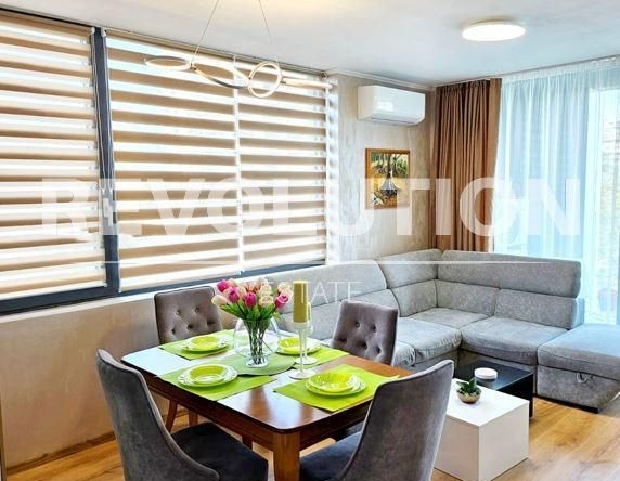 Дава се под наем Двустаен апартамент в Варна, Чайка - 65 кв.м за 800 € - Снимка #1