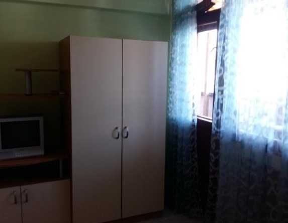 Дава се под наем Тристаен апартамент в Пловдив, Съдийски - 100 кв.м за 328.95 € - Снимка #1