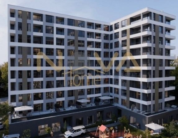 Четиристаен апартамент в Варна, Кайсиева градина - 131 кв.м за 635 €/кв.м - Снимка #1
