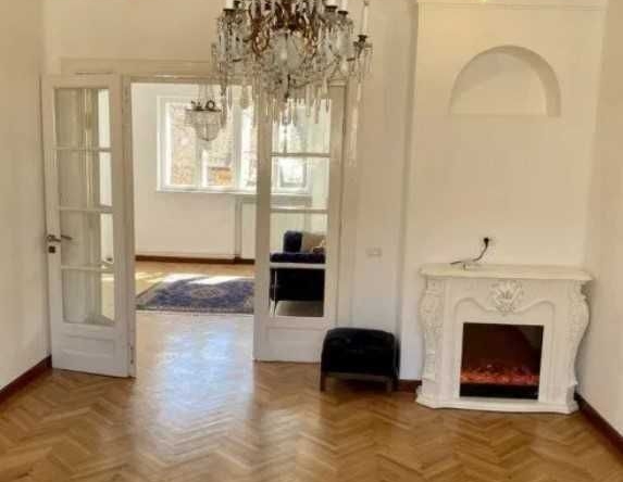 Дава се под наем Четиристаен апартамент в Пловдив, Каменица 1 - 85 кв.м за 448.8 € - Снимка #1