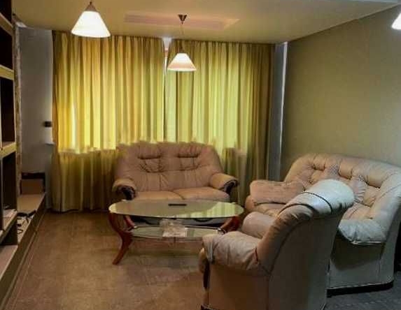 Дава се под наем Тристаен апартамент в София, Студентски град - 100 кв.м за 509.49 € - Снимка #1