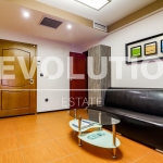 Дава се под наем Офис в Варна, Генералите - 65 кв.м за 400 € - Снимка #1