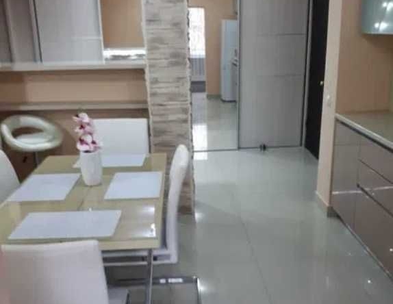 Дава се под наем Тристаен апартамент в Пловдив, Мараша - 90 кв.м за 341.7 € - Снимка #1
