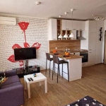 Дава се под наем Едностаен апартамент в Пловдив, Кършияка - 47 кв.м за 357 € - Снимка #1