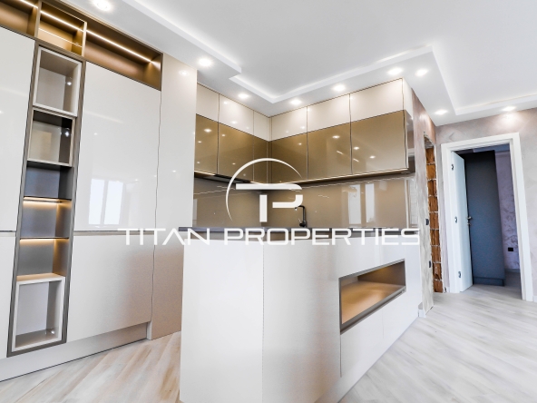 Дава се под наем Двустаен апартамент в Варна, Бриз - 100 кв.м за 1500 € - Снимка #1