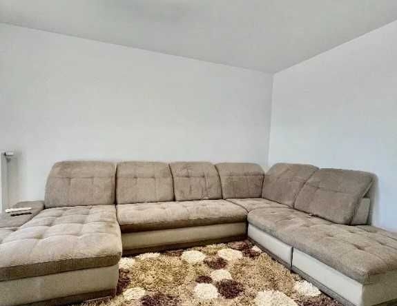 Дава се под наем Тристаен апартамент в Бургас, Изгрев - 80 кв.м за 357 € - Снимка #1