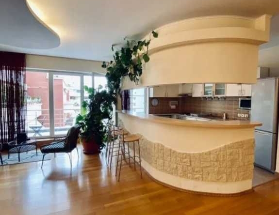 Дава се под наем Едностаен апартамент в Бургас, Зорница - 35 кв.м за 183.6 € - Снимка #1