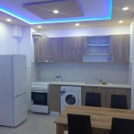 Дава се под наем Тристаен апартамент в Асеновград - 98 кв.м за 513.57 € - Снимка #1