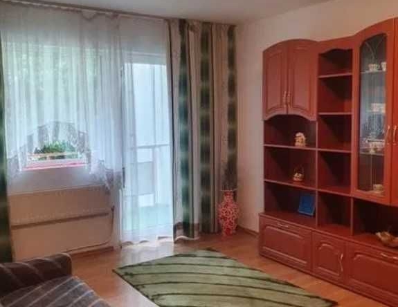 Дава се под наем Тристаен апартамент в Пловдив, Западен - 86 кв.м за 372.3 € - Снимка #1