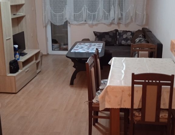 Дава се под наем Двустаен апартамент в Стара Загора, Македонски - 71 кв.м за 280.5 € - Снимка #1