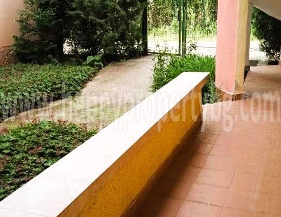 Двустаен апартамент в к.к. Слънчев бряг - 51 кв.м за 1128 €/кв.м - Снимка #1