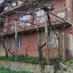 Къща в с. Дяково, Област Кюстендил - 200 кв.м за 151 €/кв.м - Снимка #1