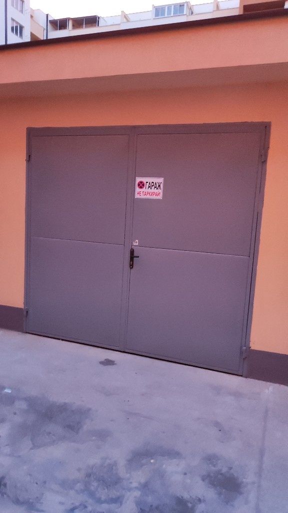 Дава се под наем Гараж / Паркомясто в Пловдив, Тракия - 18 кв.м за 102 € - Снимка #1