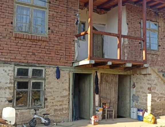 Къща в с. Вишовград, Област Велико Търново - 70 кв.м за 219 €/кв.м - Снимка #1