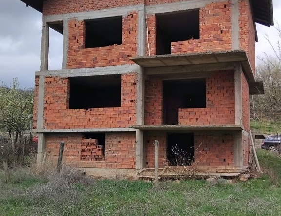 Къща в с. Згурово, Област Кюстендил - 230 кв.м за 111 €/кв.м - Снимка #1