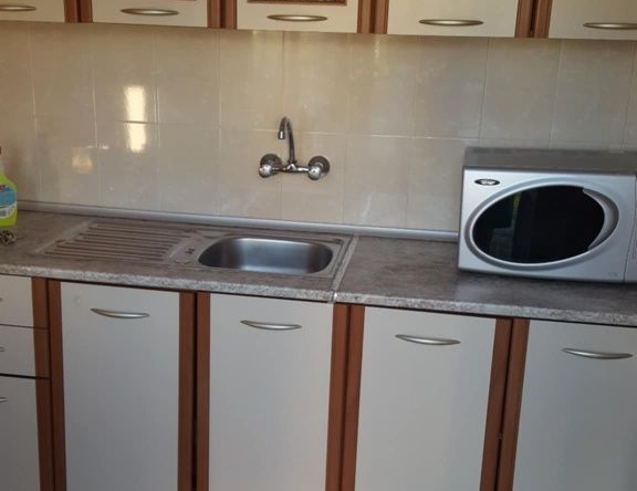 Дава се под наем Едностаен апартамент в Благоевград, Еленово 1 - 44 кв.м за 199.41 € - Снимка #1