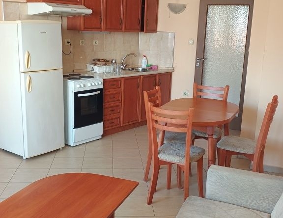 Дава се под наем Двустаен апартамент в София, Гео Милев - 67 кв.м за 598.23 € - Снимка #1