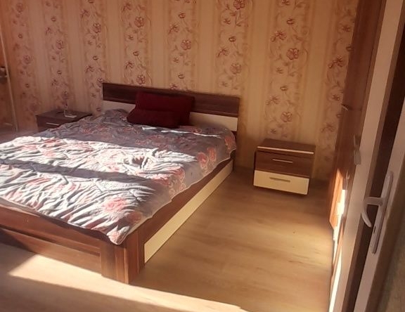 Дава се под наем Двустаен апартамент в Враца, Квартал 72 - 56 кв.м за 298.86 € - Снимка #1