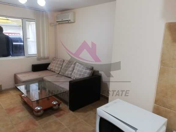 Дава се под наем Едностаен апартамент в Варна, Цветен квартал - 25 кв.м за 200 € - Снимка #1