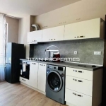 Дава се под наем Тристаен апартамент в Варна, Център - 72 кв.м за 800 € - Снимка #1