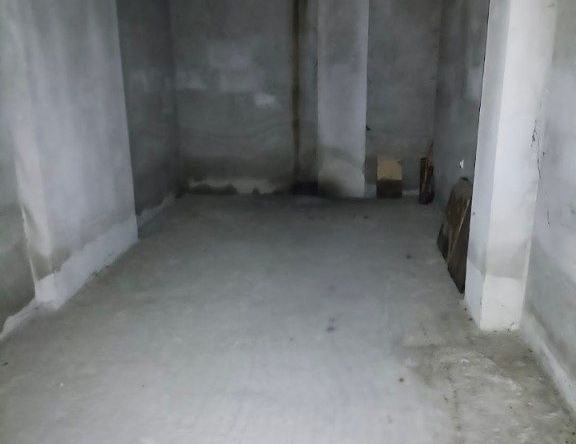 Гараж / Паркомясто в Русе, Център - 18 кв.м за 1084 €/кв.м - Снимка #1