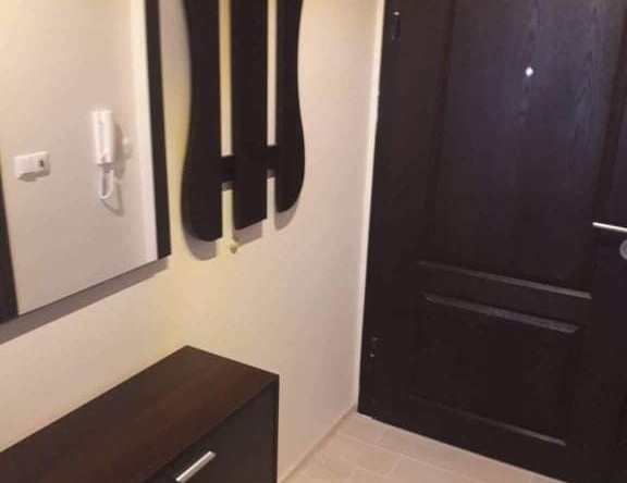 Дава се под наем Двустаен апартамент в Варна, Левски - 67 кв.м за 408 € - Снимка #1