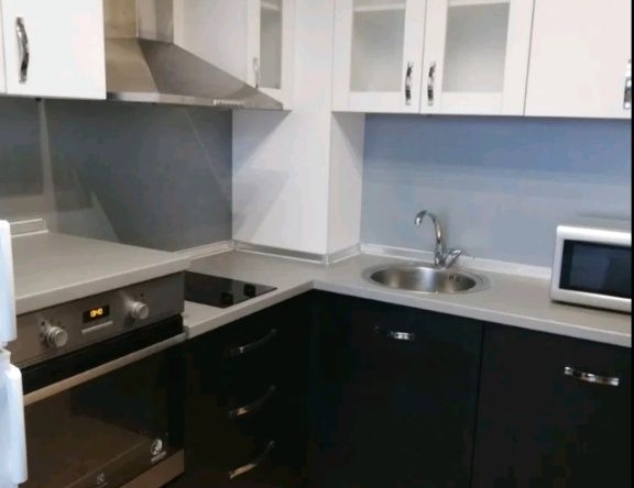 Дава се под наем Двустаен апартамент в Русе, Възраждане - 60 кв.м за 306 € - Снимка #1