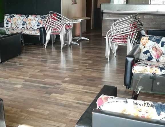 Дава се под наем Заведение в София, Дружба 2 - 125 кв.м за 459 € - Снимка #1