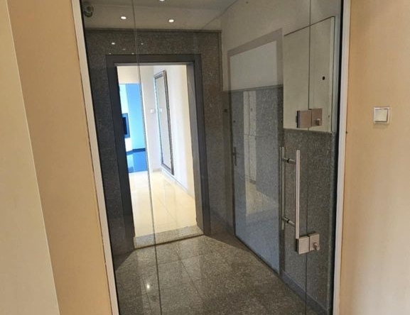 Двустаен апартамент в София, Красно село - 75 кв.м за 3134 €/кв.м - Снимка #1