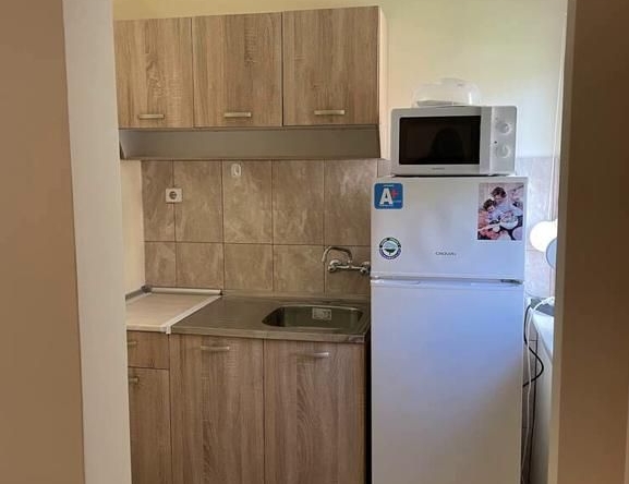 Дава се под наем Едностаен апартамент в Пловдив, Тракия - 40 кв.м за 250 € - Снимка #1