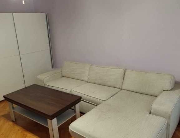 Дава се под наем Двустаен апартамент в София, Свобода - 60 кв.м за 433.5 € - Снимка #1