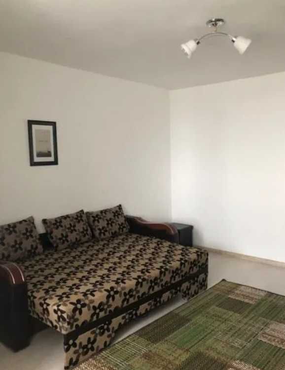 Дава се под наем  в Пловдив, Кършияка - 20 кв.м за 102 € - Снимка #1