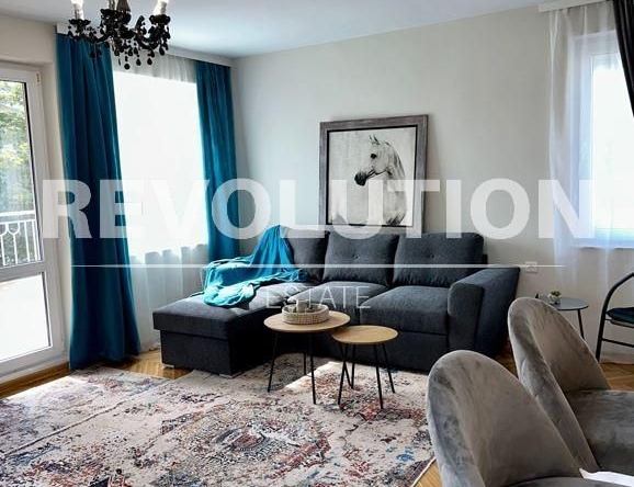 Дава се под наем Двустаен апартамент в Варна, Чайка - 88 кв.м за 750 € - Снимка #1