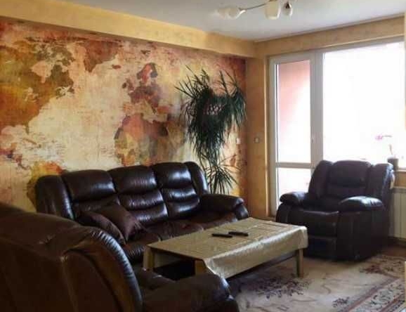 Дава се под наем Тристаен апартамент в София, Студентски град - 110 кв.м за 850 € - Снимка #1