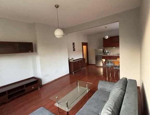 Дава се под наем Тристаен апартамент в София, Славия - 86 кв.м за 714 € - Снимка #1