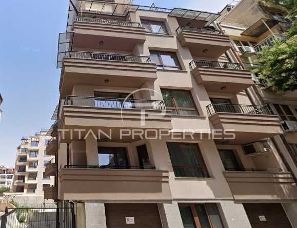 Тристаен апартамент в Пловдив, Кючук Париж - 112 кв.м за 1815 €/кв.м - Снимка #1