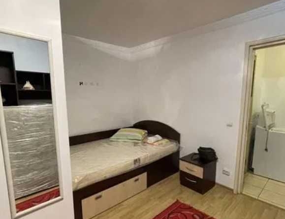 Дава се под наем Четиристаен апартамент в Пловдив, Гагарин - 120 кв.м за 306 € - Снимка #1