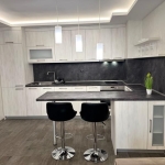 Дава се под наем Двустаен апартамент в Пловдив, Кършияка - 70 кв.м за 475 € - Снимка #1