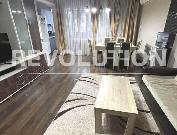 Дава се под наем Двустаен апартамент в Варна, Погреби - 86 кв.м за 500 € - Снимка #1