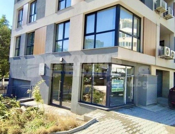 Дава се под наем Офис в Варна, Победа - 43 кв.м за 306 € - Снимка #1