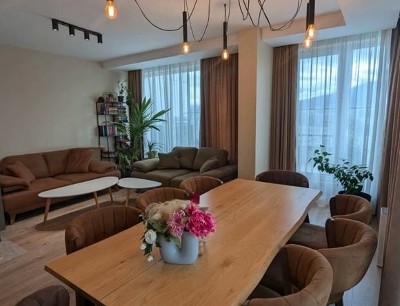 Тристаен апартамент в София, Дружба 2 - 120 кв.м за 4584 €/кв.м - Снимка #1