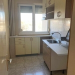 Дава се под наем Двустаен апартамент в Пловдив, Гагарин - 65 кв.м за 300 € - Снимка #1