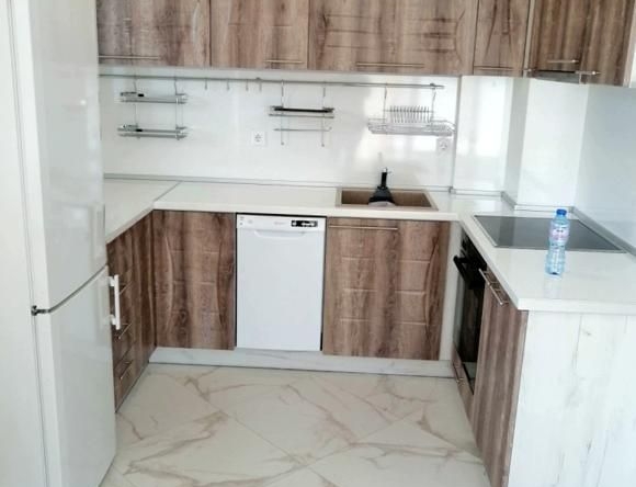 Дава се под наем Двустаен апартамент в Пловдив, Център - 60 кв.м за 500 € - Снимка #1