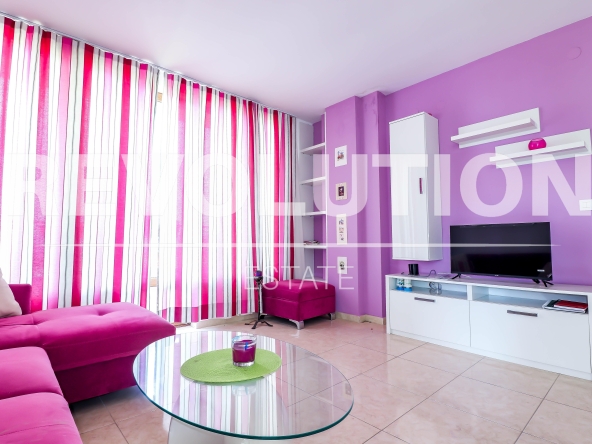 Дава се под наем Двустаен апартамент в Варна, Аспарухово - 70 кв.м за 600 € - Снимка #1